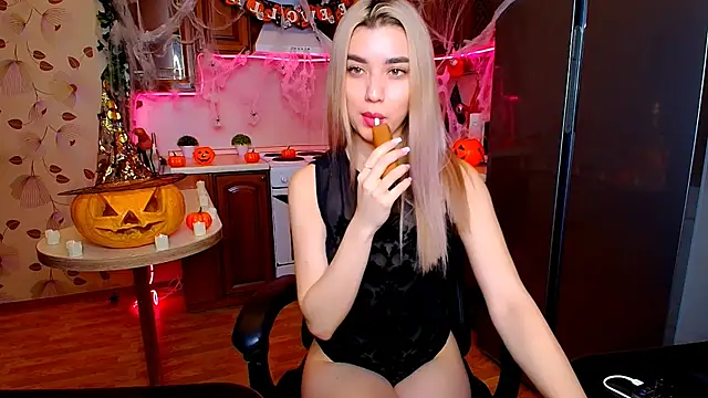 MaryamXSX online show from October 30, 2025, 1:04 am