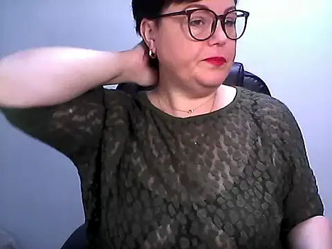 Snapshot of EllaLove2277 chatting on February 9, 2026, 7:06 am EllaLove2277 online show from February 9, 2026, 7:06 am