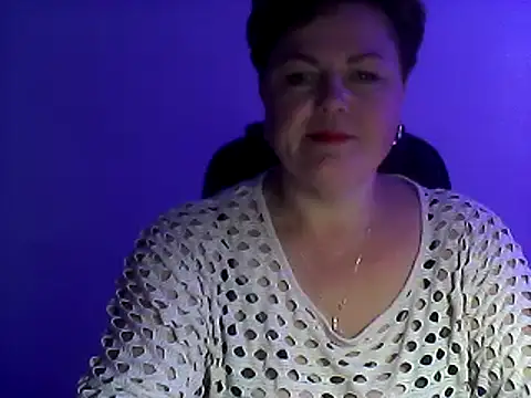 EllaLove2277 online show from September 12, 2025, 6:07 pm