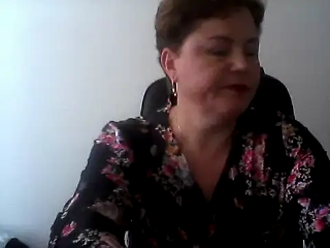 EllaLove2277 online show from September 19, 2025, 10:08 am