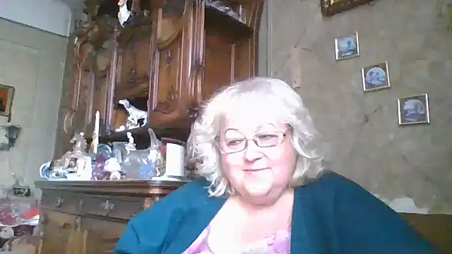 Lala-Love56 online show from September 13, 2025, 12:38 pm