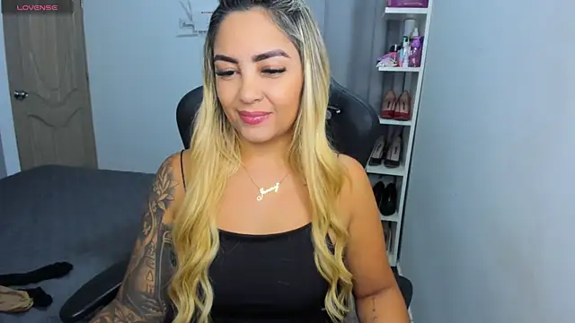 NicolPorto online show from September 22, 2025, 11:16 am