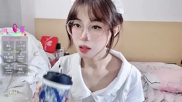 Snapshot of yuanbao_a chatting on September 24, 2025, 12:11 pm yuanbao a online show from September 24, 2025, 12:11 pm