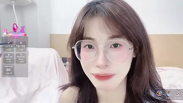 Snapshot of yuanbao_a chatting on September 15, 2025, 11:43 am yuanbao a online show from September 15, 2025, 11:43 am