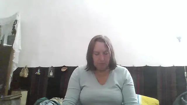 AnnaLive570 online show from May 22, 2026, 12:36 pm