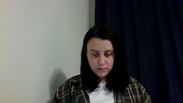 Nyrella online show from November 5, 2025, 7:39 pm