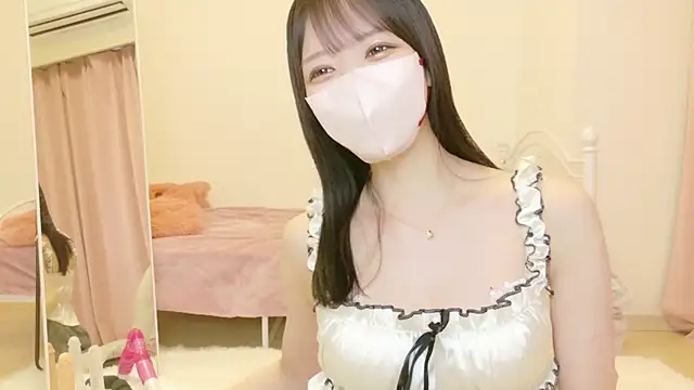 Snapshot of roachan_ chatting on February 7, 2026, 3:20 pm roachan online show from February 7, 2026, 3:20 pm