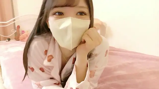 Snapshot of roachan_ chatting on February 24, 2026, 3:13 pm roachan online show from February 24, 2026, 3:13 pm