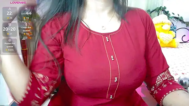 Snapshot of WildDimpi_0 chatting on September 19, 2025, 1:26 pm WildDimpi 0 online show from September 19, 2025, 1:26 pm
