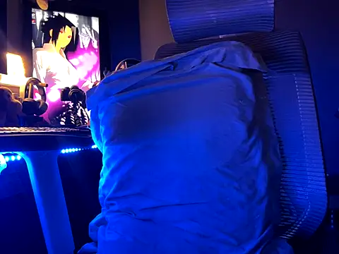 Snapshot of THEDICKBOY17 chatting on September 15, 2025, 9:37 pm THEDICKBOY17 online show from September 15, 2025, 9:37 pm