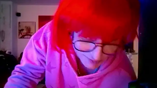 hellgirl1980 online show from April 22, 2026, 10:38 pm