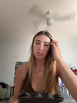 Sashailardi online show from March 26, 2026, 5:11 pm