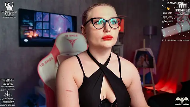 Wounded Goddess  online show from December 2, 2025, 3:14 pm