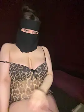 RooVaaN-Xx online show from October 3, 2025, 4:36 am