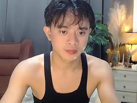 Snapshot of NautyBoyBrazeen_143 chatting on April 26, 2026, 8:11 am NautyBoyBrazeen 143 online show from April 26, 2026, 8:11 am
