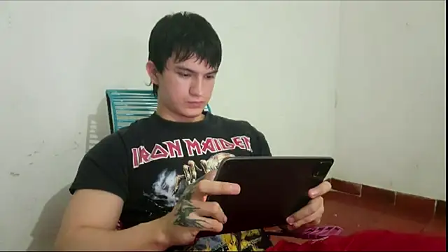 ErickWalton online show from October 20, 2025, 4:58 am