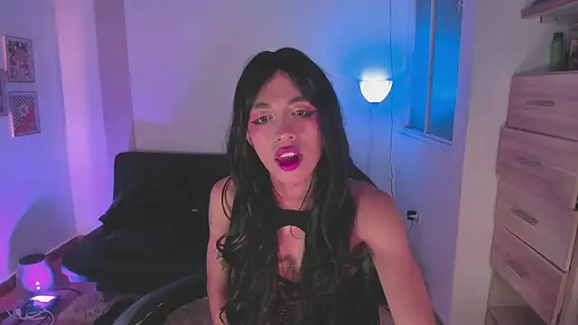 Nikkita Dragon online show from November 23, 2025, 2:10 am