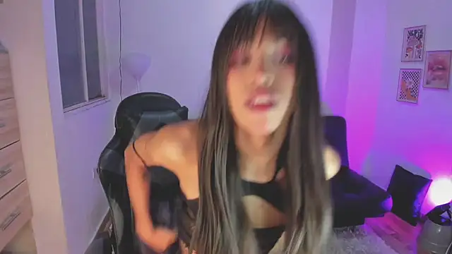 Nikkita Dragon online show from October 21, 2025, 2:44 am