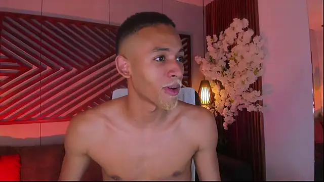 B Wild online show from October 4, 2025, 4:47 am