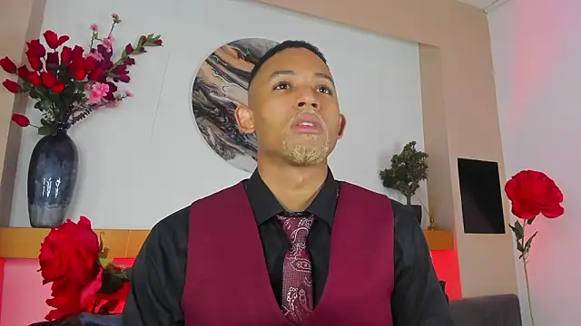 Snapshot of B_Wild chatting on February 15, 2026, 4:13 am B Wild online show from February 15, 2026, 4:13 am