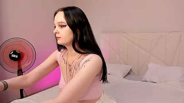 Cassies-Sandyy online show from October 17, 2025, 11:12 am