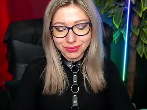 loveHeidi online show from March 17, 2026, 6:38 am