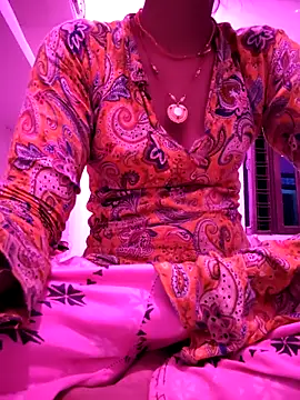 Snapshot of Royal_bhabi999 chatting on October 3, 2025, 5:36 pm Royal bhabi999 online show from October 3, 2025, 5:36 pm