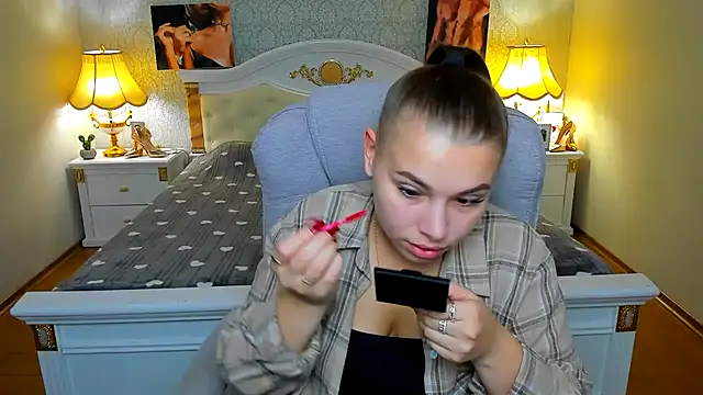 OmniaSher online show from September 30, 2025, 9:15 am