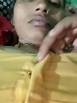 KIRTI12 HOT online show from November 16, 2025, 4:45 pm