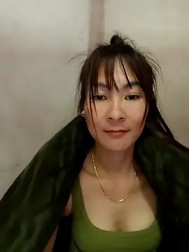 Yumyum kiw online show from November 26, 2025, 12:43 am