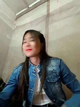 Yumyum kiw online show from November 19, 2025, 12:43 am