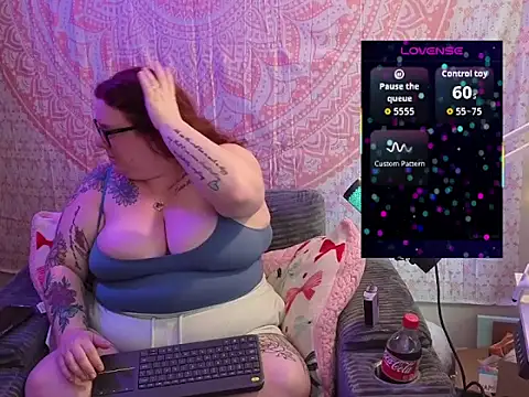 brookenicole3003 online show from May 25, 2026, 6:17 pm