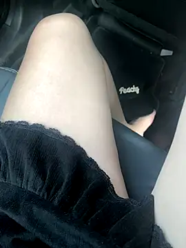 Newpussy at strip online show from November 8, 2025, 5:22 am