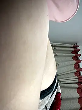 Newpussy at strip online show from September 22, 2025, 7:53 pm