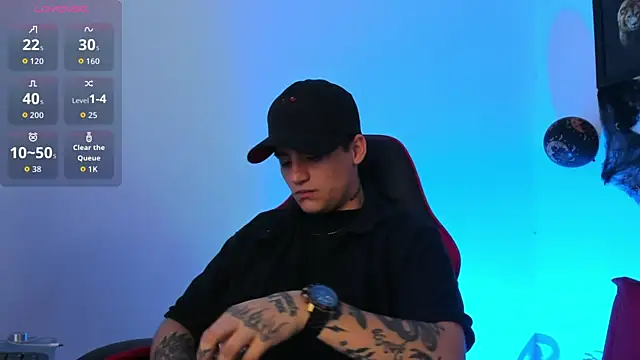 PeytonBox online show from November 1, 2025, 12:43 pm