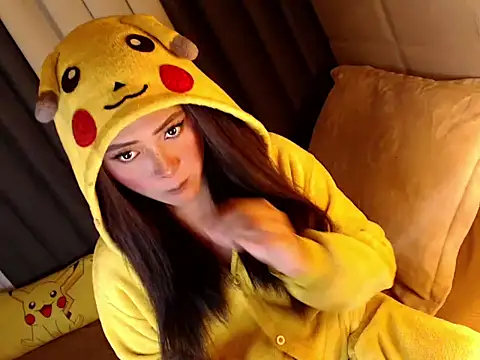 yourdevilsweettsx online show from March 24, 2026, 11:43 am