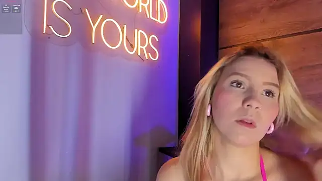 alyamonroe online show from November 26, 2025, 10:59 am