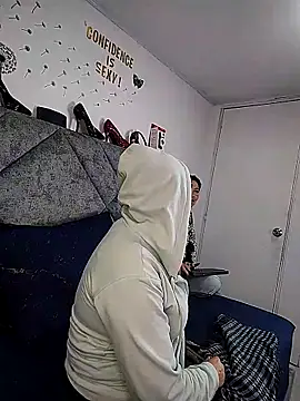 Snapshot of Shantey_Laurent chatting on February 1, 2026, 2:37 pm Shantey Laurent online show from February 1, 2026, 2:37 pm