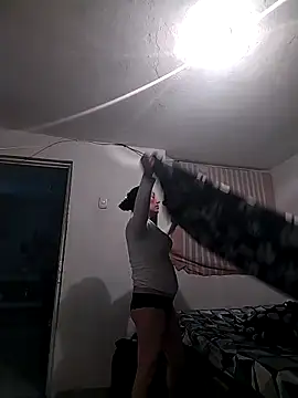 Shantey Laurent online show from October 27, 2025, 9:32 am