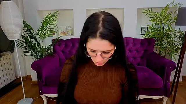 Charming Mysteriousss online show from April 24, 2026, 4:53 pm