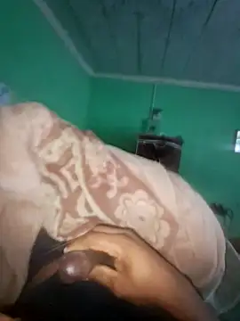 Snapshot of Desus9 chatting on November 18, 2025, 5:00 am Desus9 online show from November 18, 2025, 5:00 am