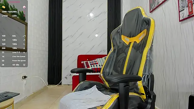 xKevyn online show from October 21, 2025, 12:37 pm