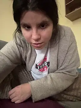 Snapshot of Brutecia2002 chatting on February 2, 2026, 11:42 am Brutecia2002 online show from February 2, 2026, 11:42 am