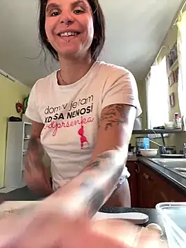 Brutecia2002 online show from March 6, 2026, 6:52 am