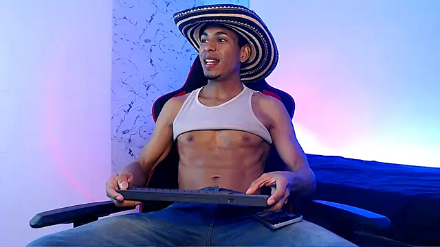 lorian vikel online show from November 15, 2025, 9:19 pm