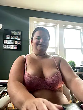 PlayWithBrittany online show from September 14, 2025, 7:03 pm