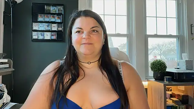 PlayWithBrittany online show from November 16, 2025, 8:02 pm