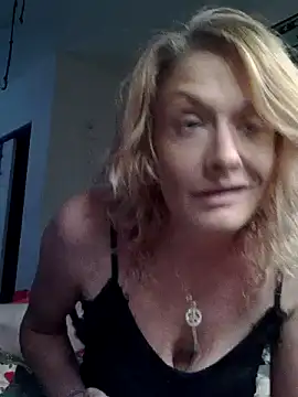 Daphneflor online show from June 18, 2026, 4:33 am