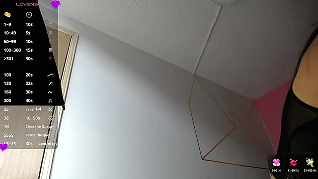 emmydurant online show from October 3, 2025, 8:32 pm