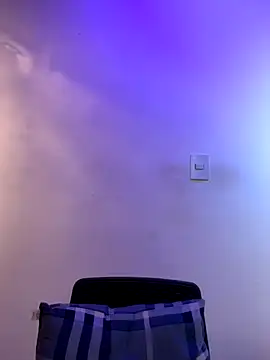 MrHilton online show from September 21, 2025, 2:17 am